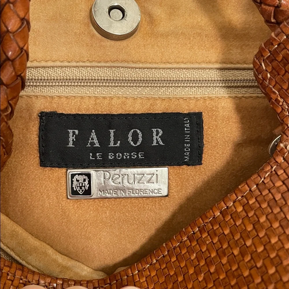 FALOR Brown Woven Leather Shoulder Bag - Picture 5 of 16